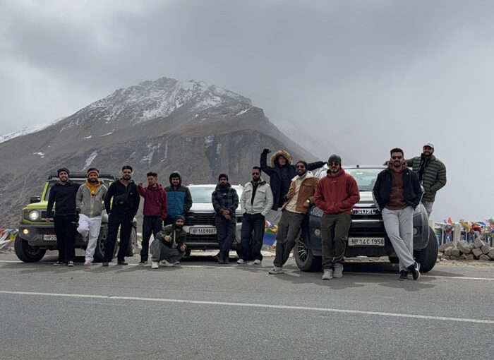 Himachal Group Tour vs. Private Custom Package: Which is Better for Your Budget?