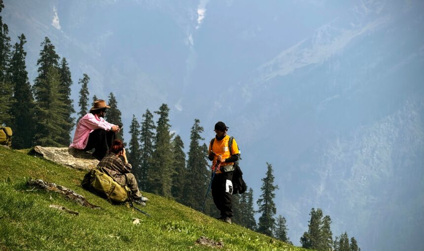 Why Choosing a Fixed Departures Trip to Himachal Pradesh Is Better